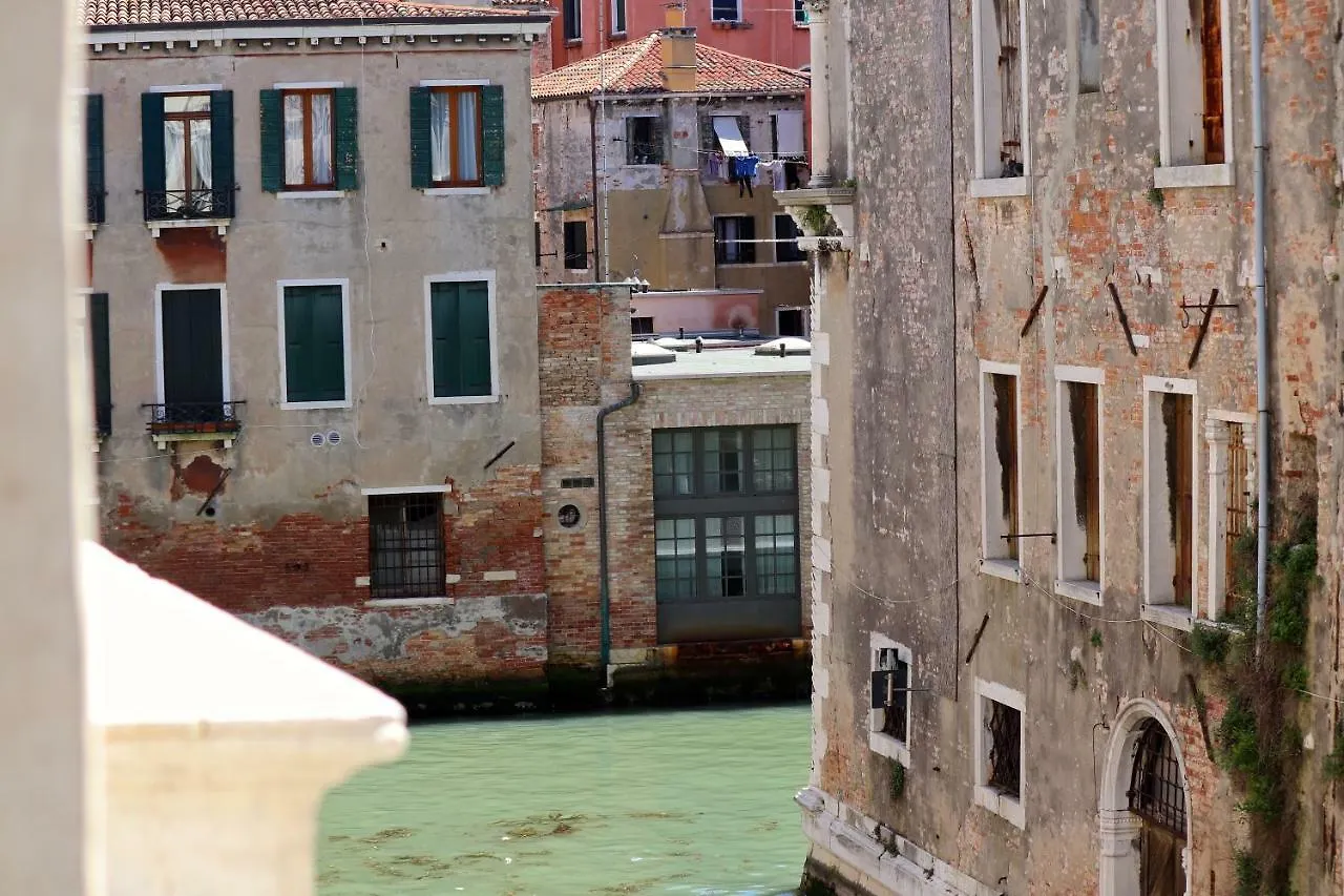 Palazzo Vendramin Costa Apartment Venice