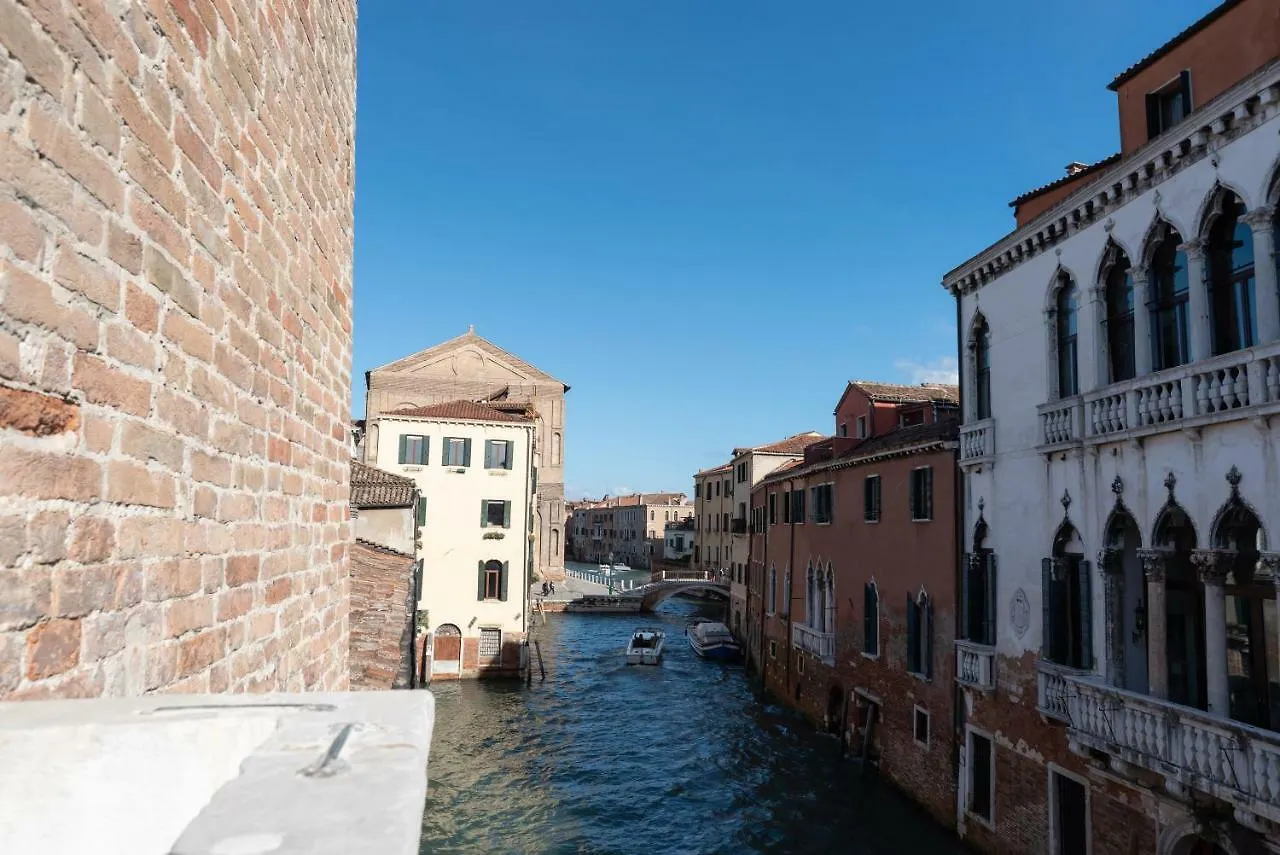 Palazzo Vendramin Costa Apartment Venice