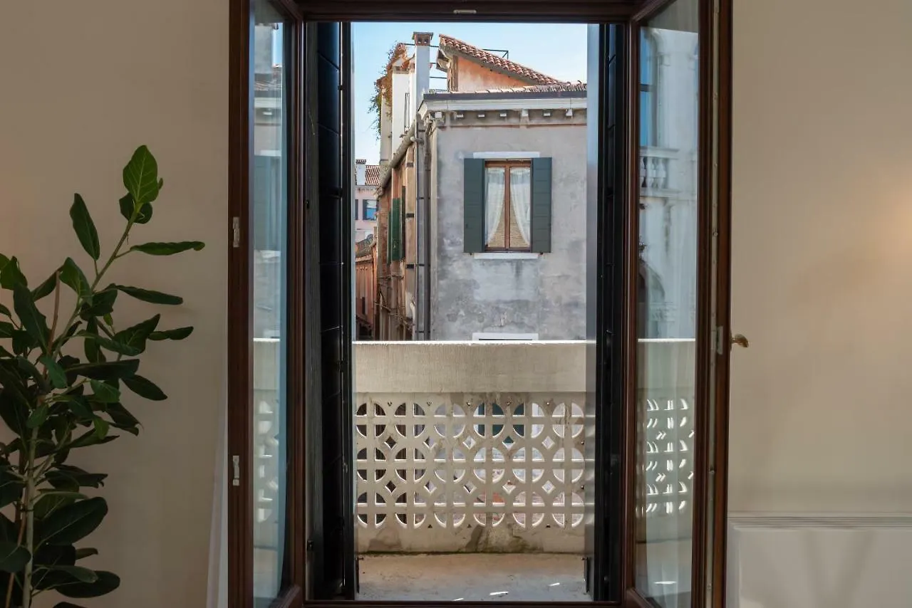 Palazzo Vendramin Costa Apartment Venice 0*,  Italy