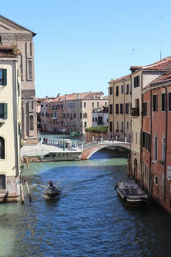 Palazzo Vendramin Costa Apartment Venice