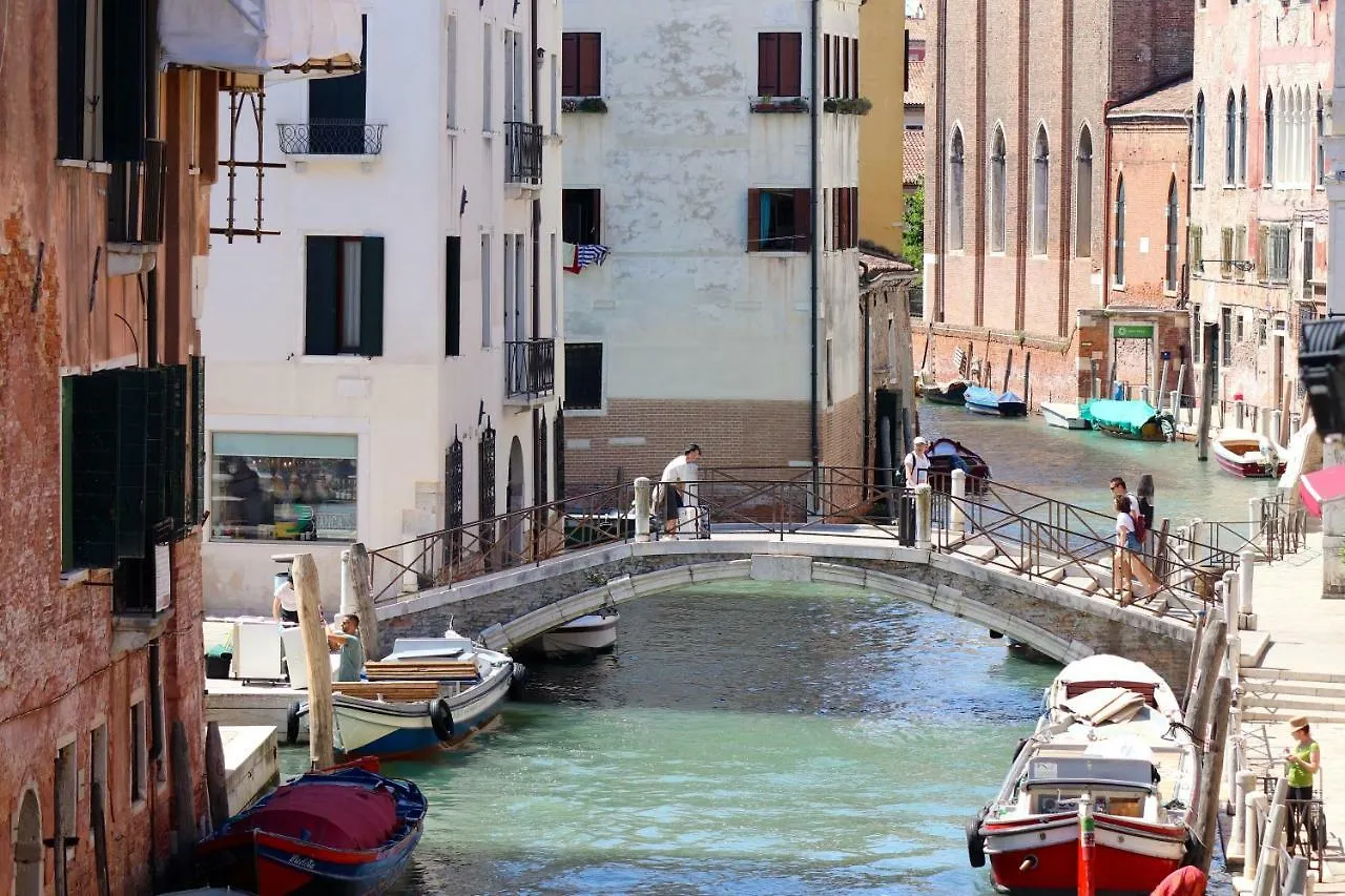 Palazzo Vendramin Costa Apartment Venice