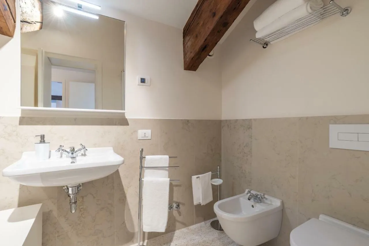 Palazzo Vendramin Costa Apartment Venice