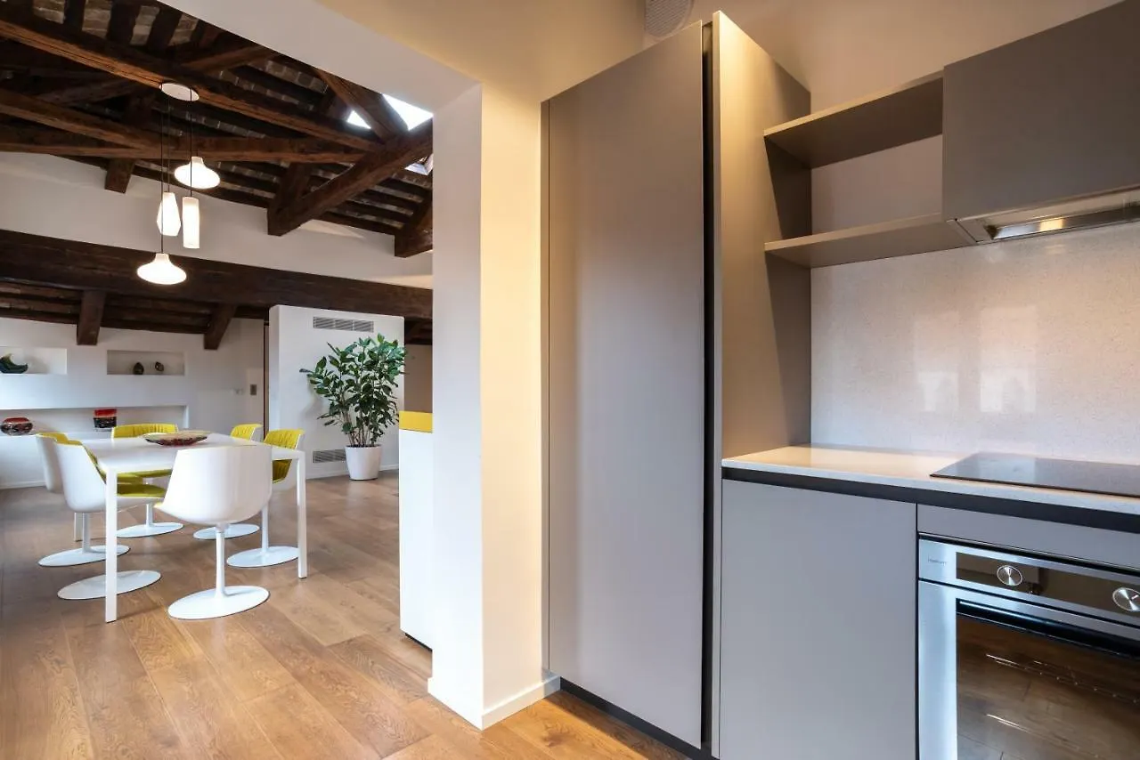 Palazzo Vendramin Costa Apartment Venice