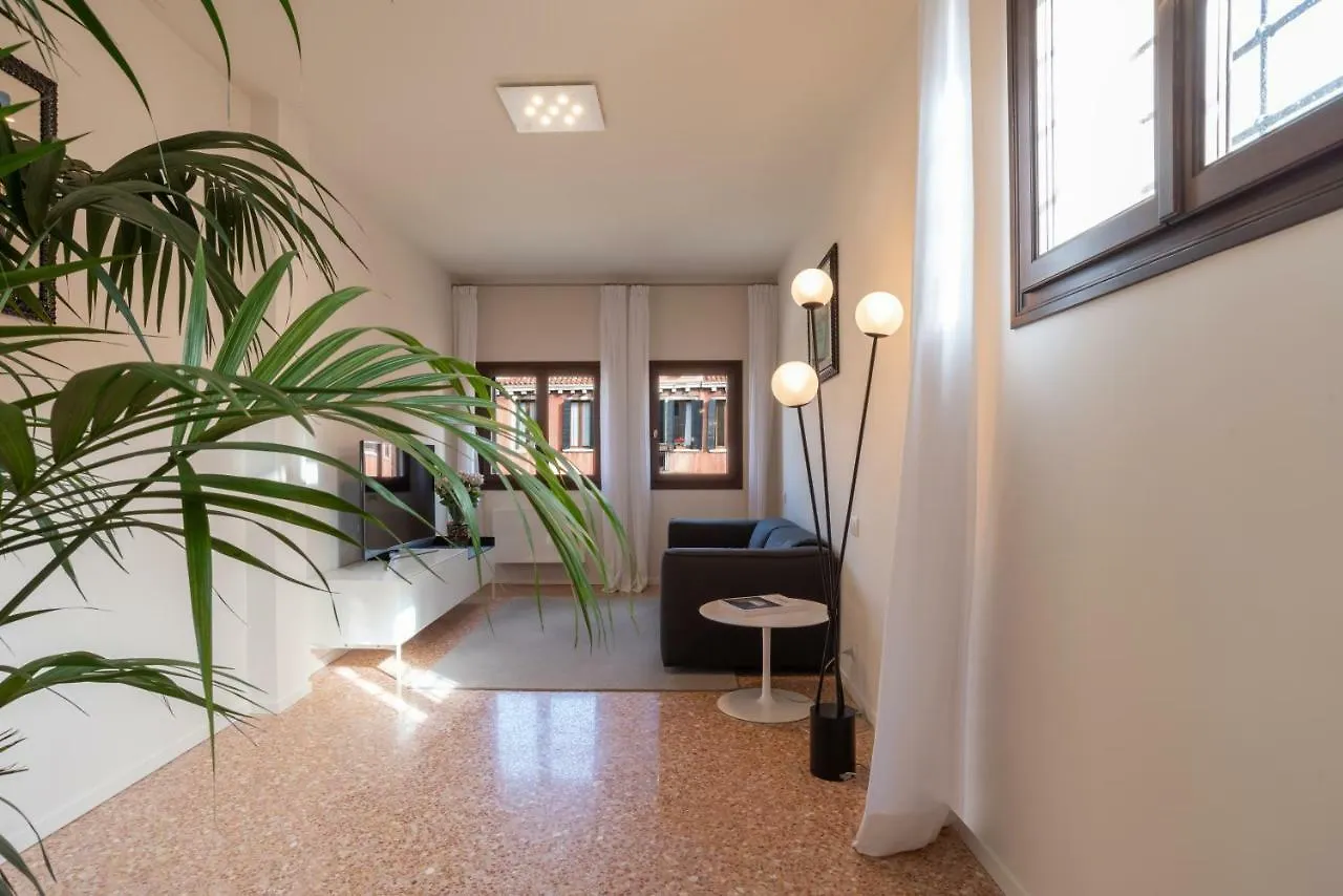 Palazzo Vendramin Costa Apartment Venice