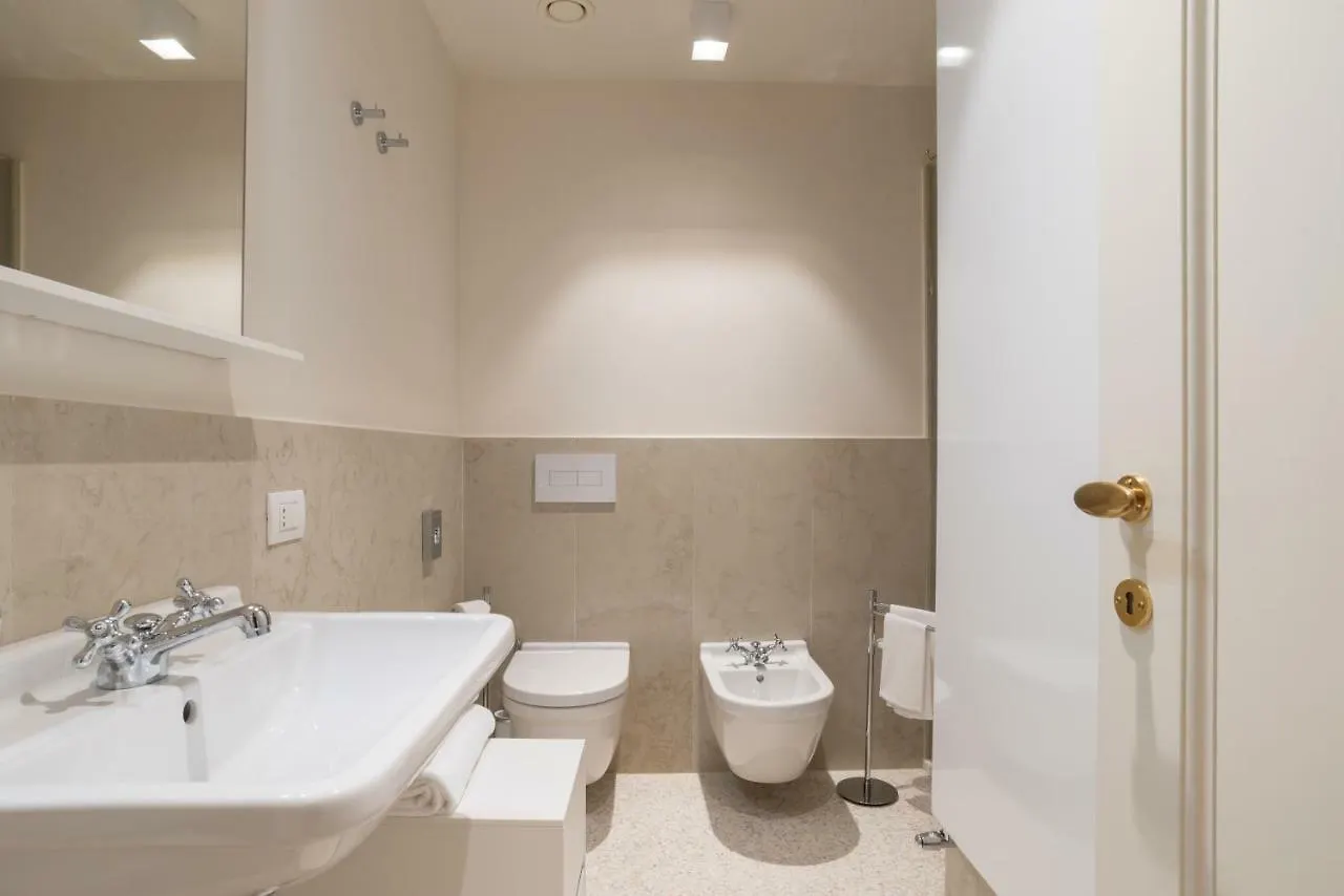 Palazzo Vendramin Costa Apartment Venice