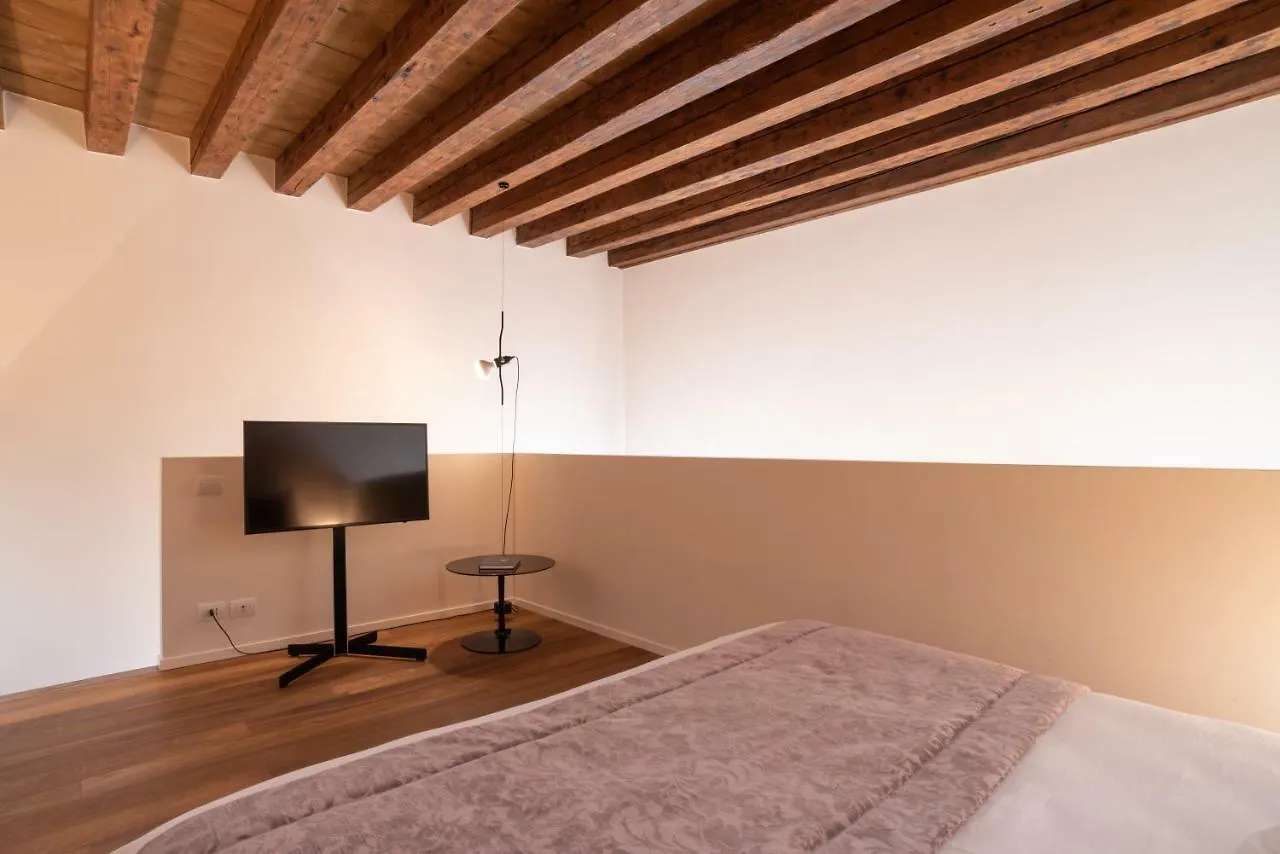Palazzo Vendramin Costa Apartment Venice