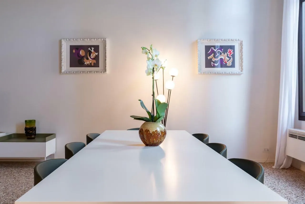 Palazzo Vendramin Costa Apartment Venice 0*,  Italy